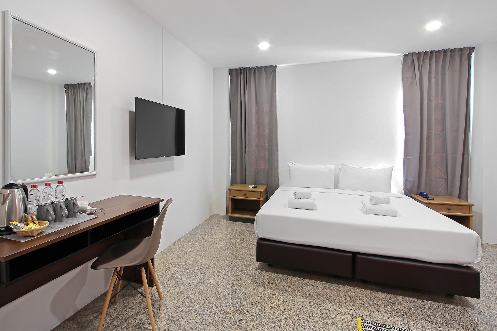 Pula Silom Hotel Bangkok Luaran gambar