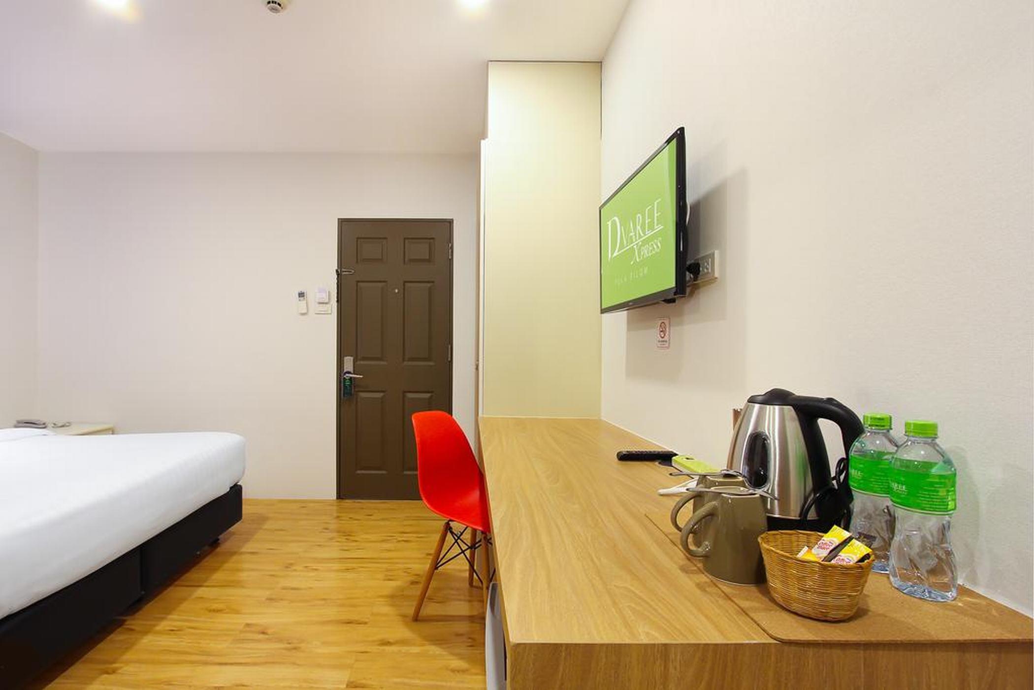 Pula Silom Hotel Bangkok Luaran gambar