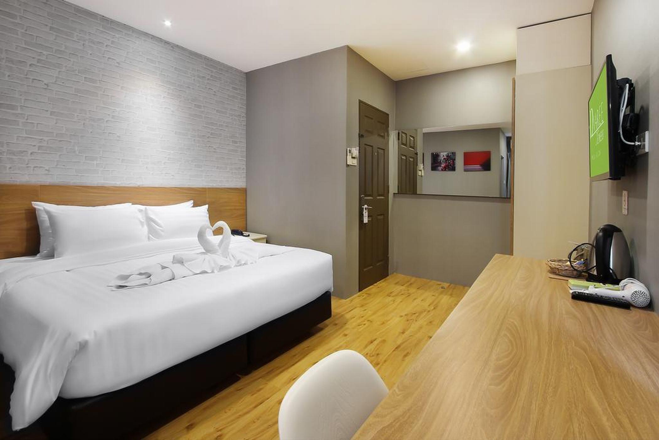 Pula Silom Hotel Bangkok Luaran gambar