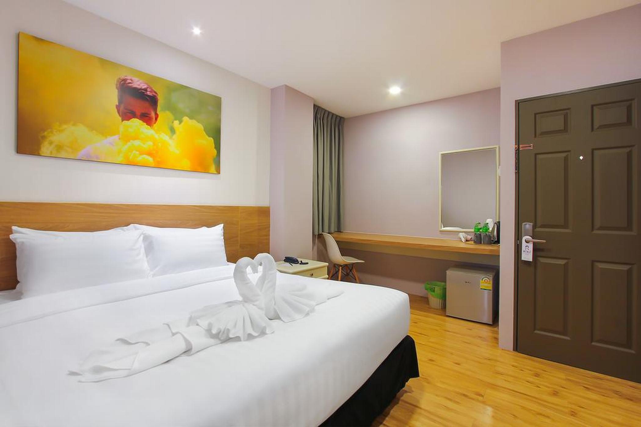 Pula Silom Hotel Bangkok Luaran gambar