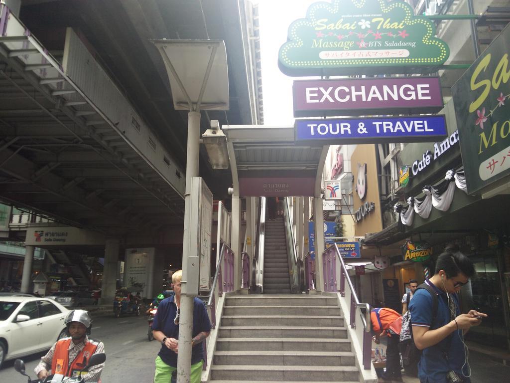 Pula Silom Hotel Bangkok Luaran gambar